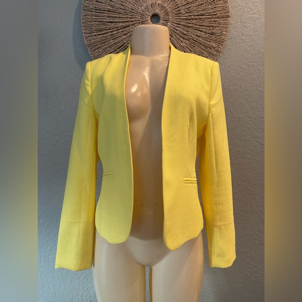 Textured Yellow Blazer